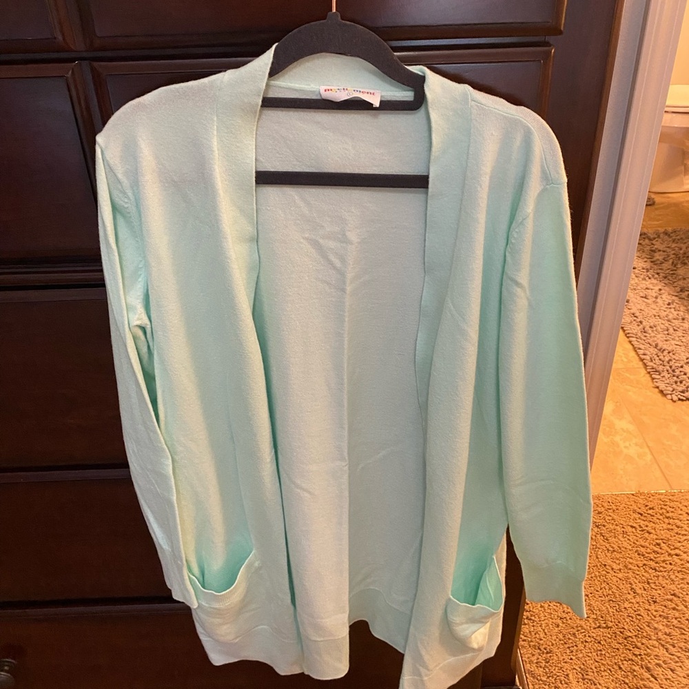 Women’s ice aqua open Cardigan size large ❄️